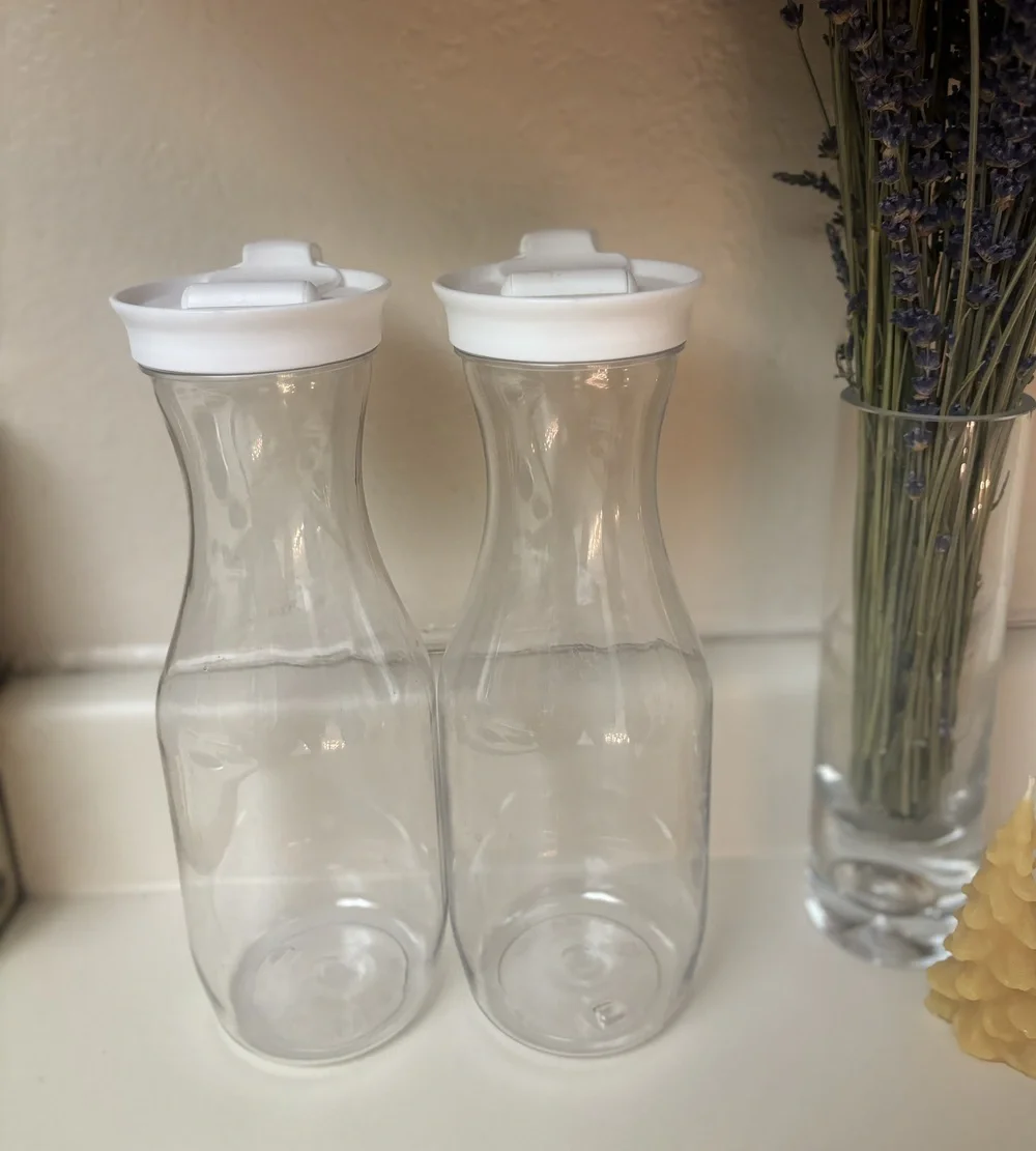 Plastic Carafe 1-Liter Pitcher Pair